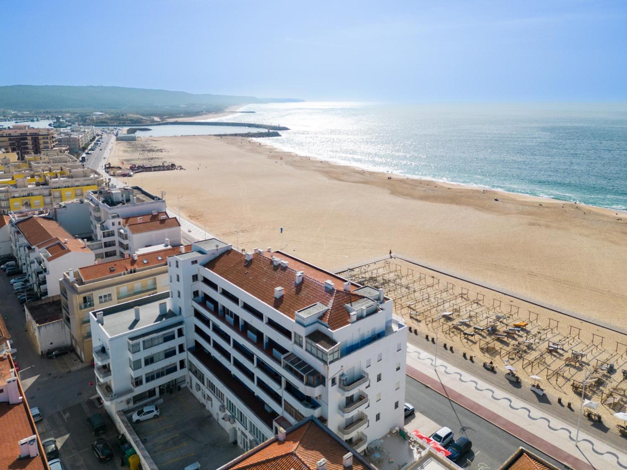 T2 Dina'S Place Nazaré Extérieur photo