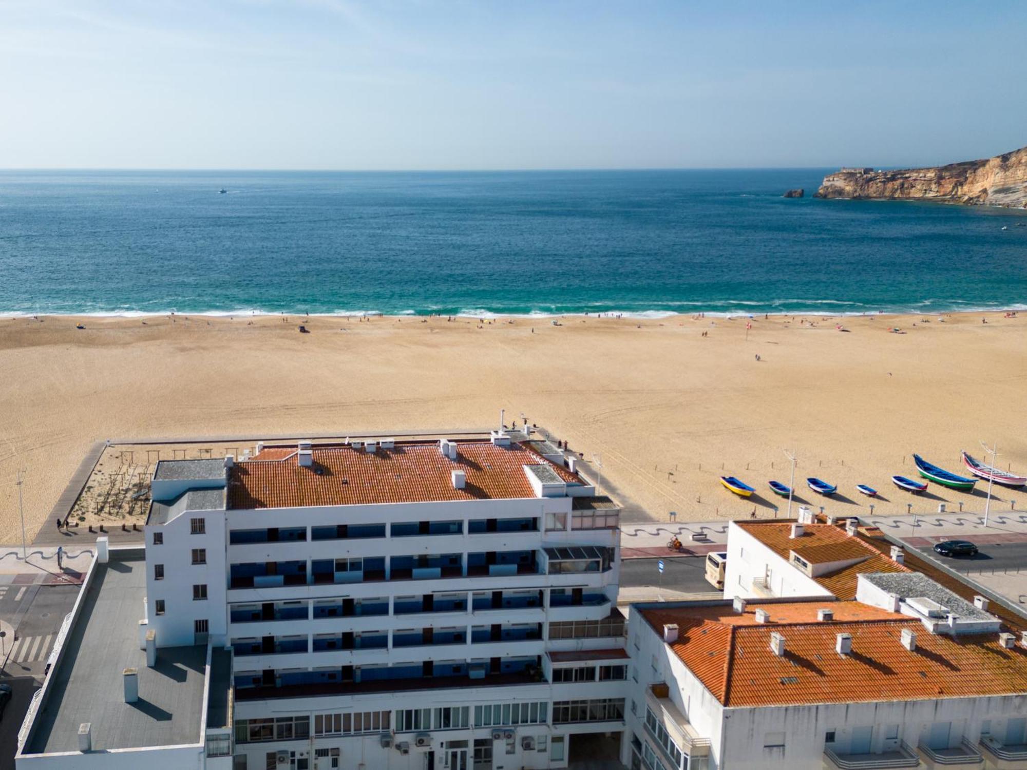 T2 Dina'S Place Nazaré Extérieur photo